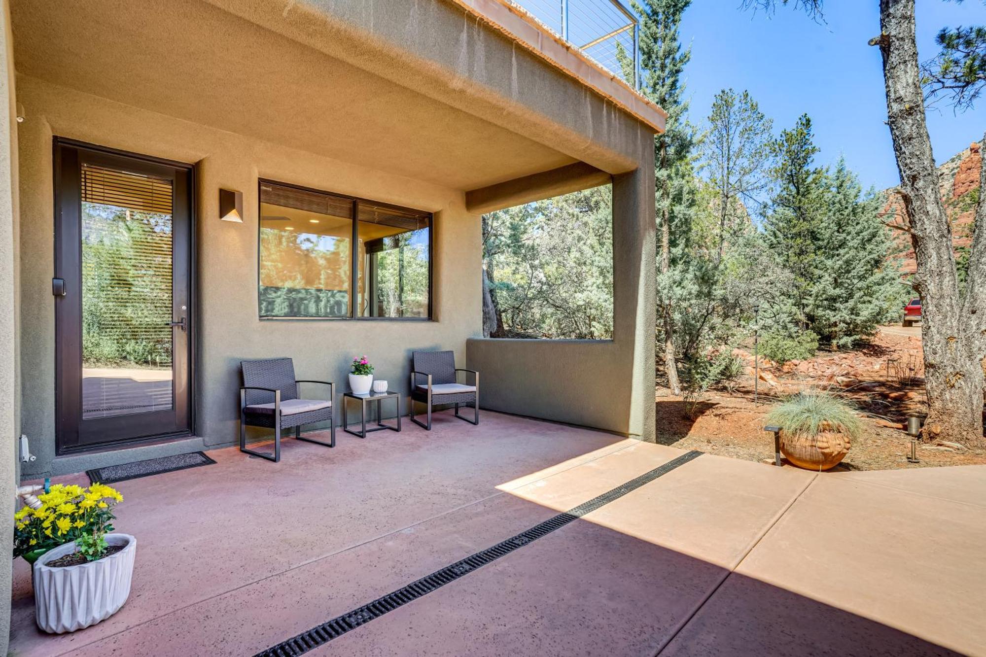 Sedona Couples Retreat With Patio Walk To Trails! Apartment Екстериор снимка