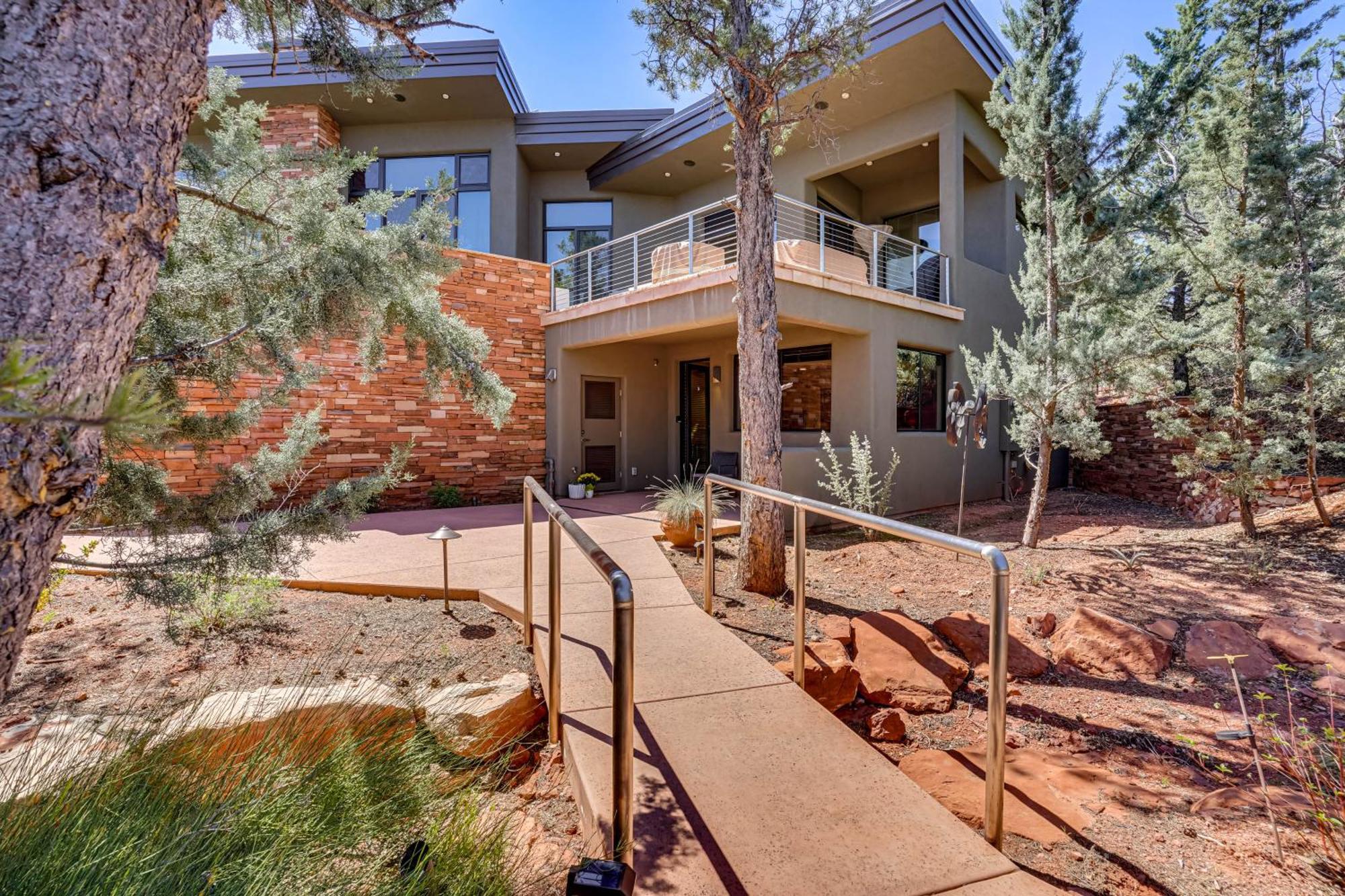 Sedona Couples Retreat With Patio Walk To Trails! Apartment Екстериор снимка
