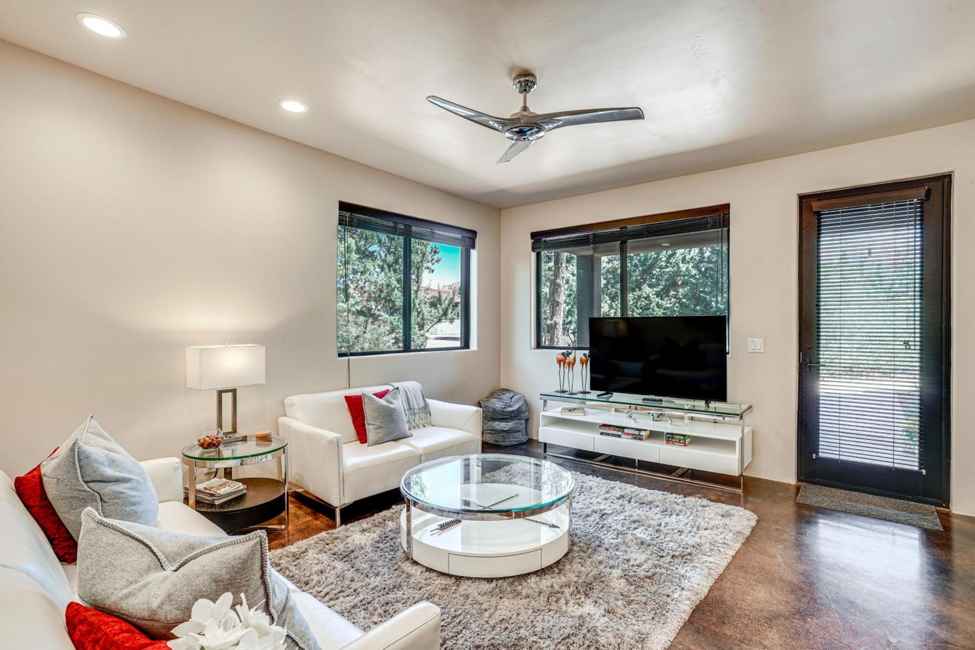 Sedona Couples Retreat With Patio Walk To Trails! Apartment Екстериор снимка